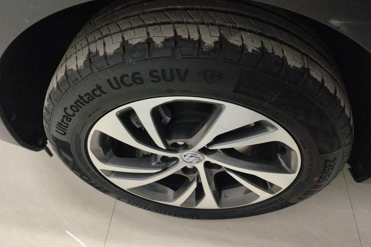 Used Buick Envision 2023 Encore S 552T Two-Wheel Drive Luxury Model