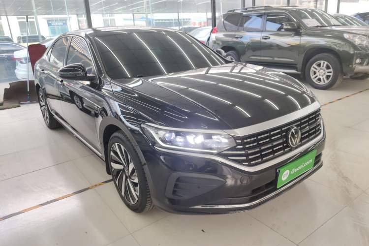 Used Volkswagen Passat 2025 Outstanding Model 330TSI Elite Edition