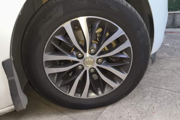 Used Buick GL8 2017 ES 28T Flagship Model China V Standard
