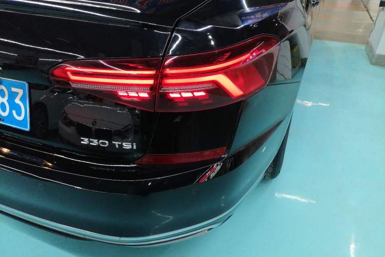 Used Volkswagen Passat 2020 330TSI Elite Edition China VI
