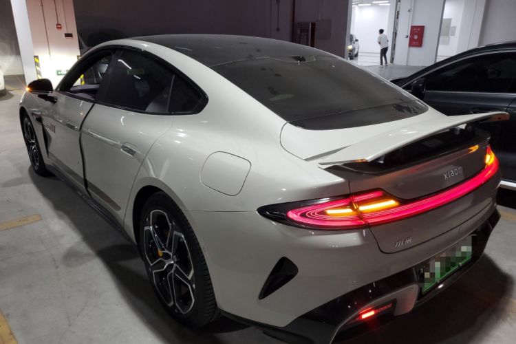 Used  SU7 2024 Four-Wheel Drive Ultra-Long Range Advanced Intelligent Driving Max Edition
