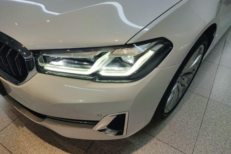 Used BMW 5 Series 2022 Updated 530Li Luxury Edition Premium Package
