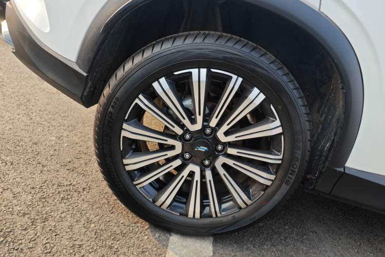 Used Oshan X5 2021 Revised Version 1.5T DCT Luxury Edition
