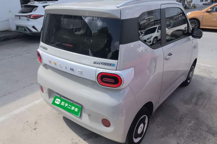 Used Wuling Hongguang MINIEV 2024 3rd Generation 215km Youth Edition
