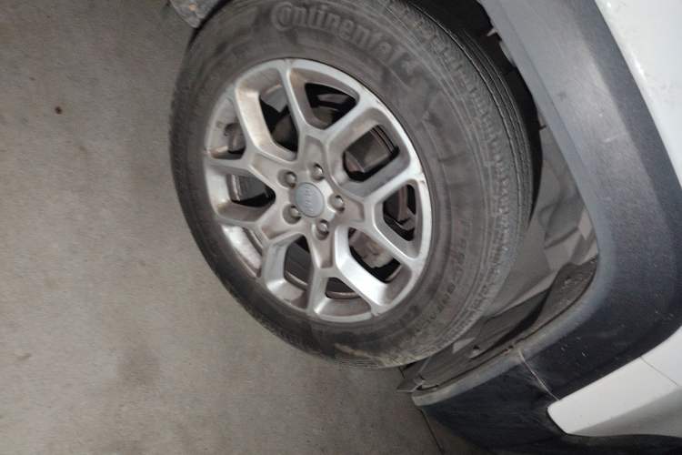 Used  Renegade 2017 180T Automatic Jingneng Edition
