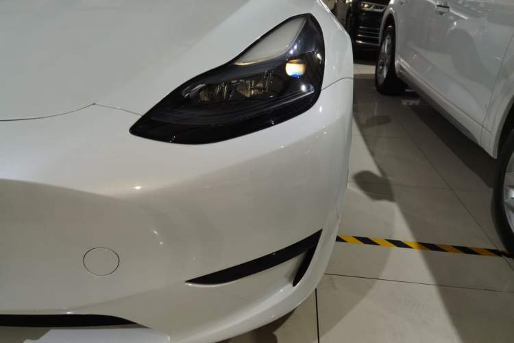 Used Tesla Model Y 2024 Rear-Wheel-Drive Version
