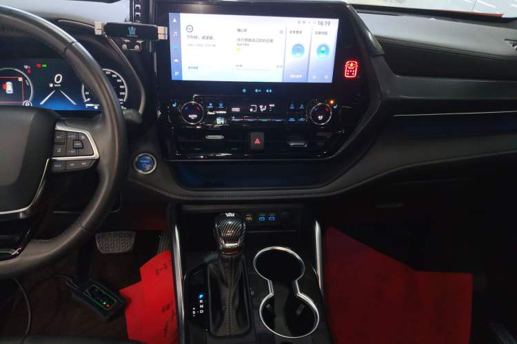 Used Toyota Crown Land Cruiser 2022 2.5L HEV Four-Wheel Drive Premium Edition
