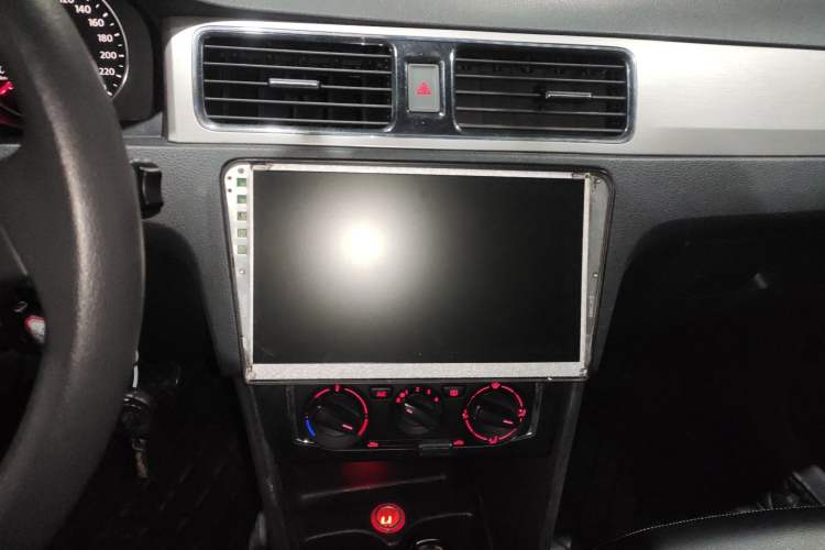 Used Volkswagen Santana 2015 Haval H6 1.6L Automatic Comfort Model