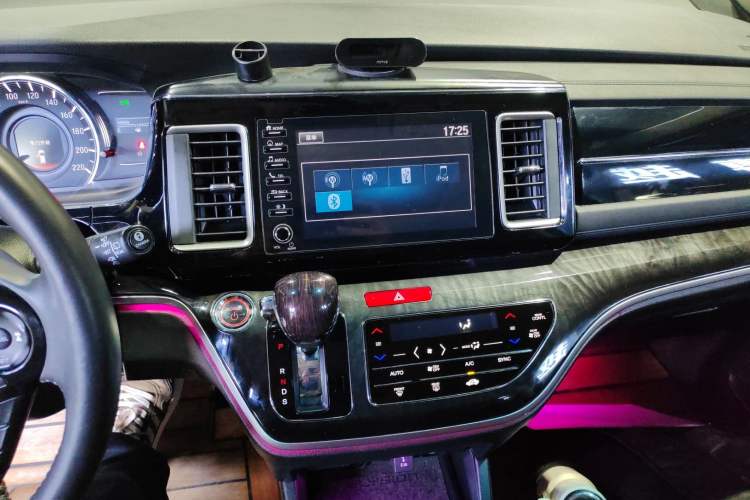 Used Honda Elysion 2019 2.0L Hybrid Supreme Edition
