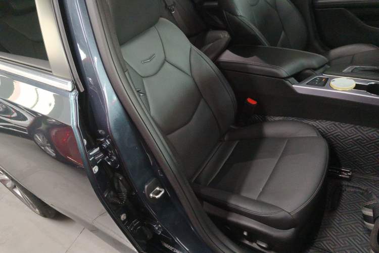 Used Cadillac CT4 2021 28T Luxury Version
