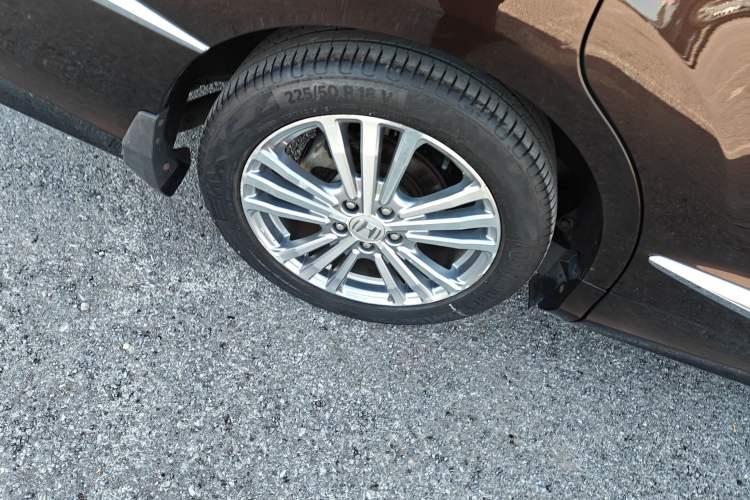 Used Honda Elysion 2016 2.4L Supreme Edition
