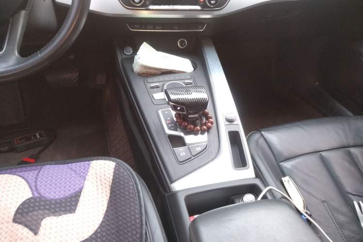 Used Audi A4L 2018 30th Anniversary Edition 40 TFSI Fashion Model