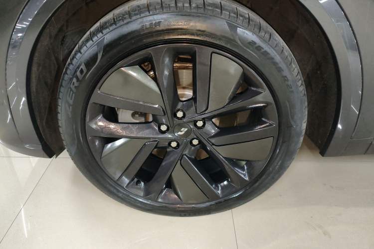 Used Li Auto L9 2022 Max model
