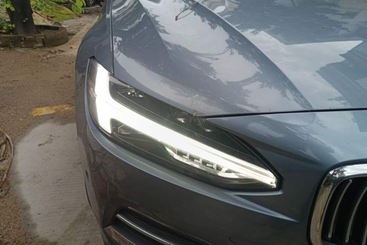 Used Volvo S90 2019 T5 Zhiyuan Edition
