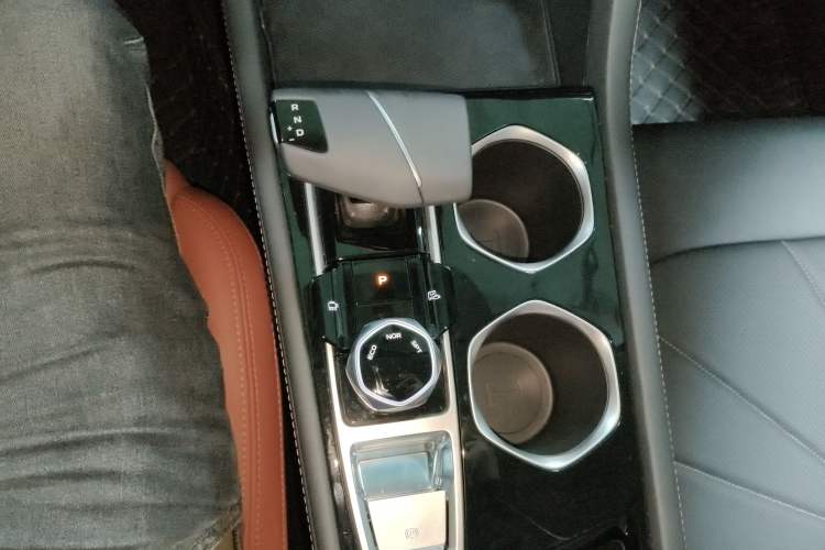 Used Changan Eado 2024 PLUS Blue Whale NE 1.4T GDI DCT High-Energy Edition