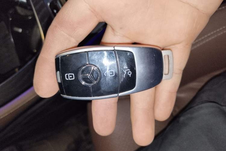 Used Mercedes-Benz E-Class 2020 Facelift E 260 L Sport Edition
