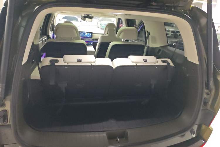 Used Hyundai Santa Fe 2024 2.0T Connoisseur Pro Max
