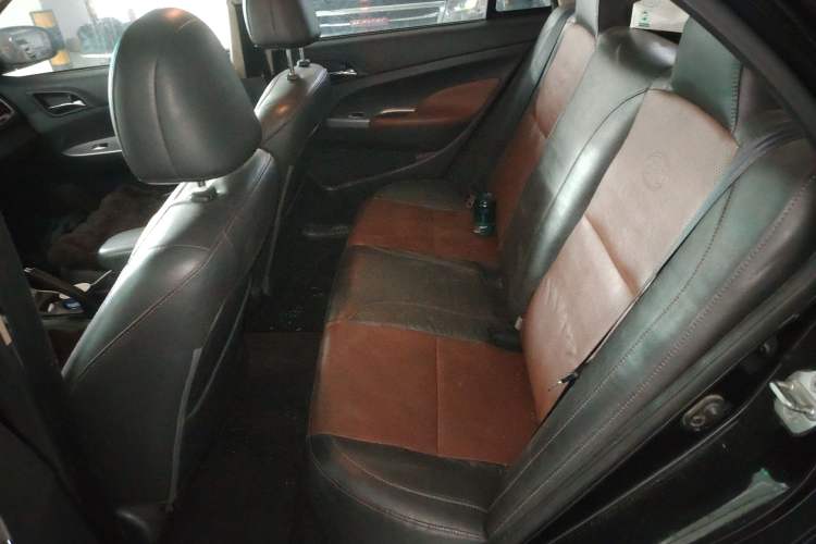 Used BYD F3 2015 Energy-Saving Edition 1.5L Manual Luxury Model
