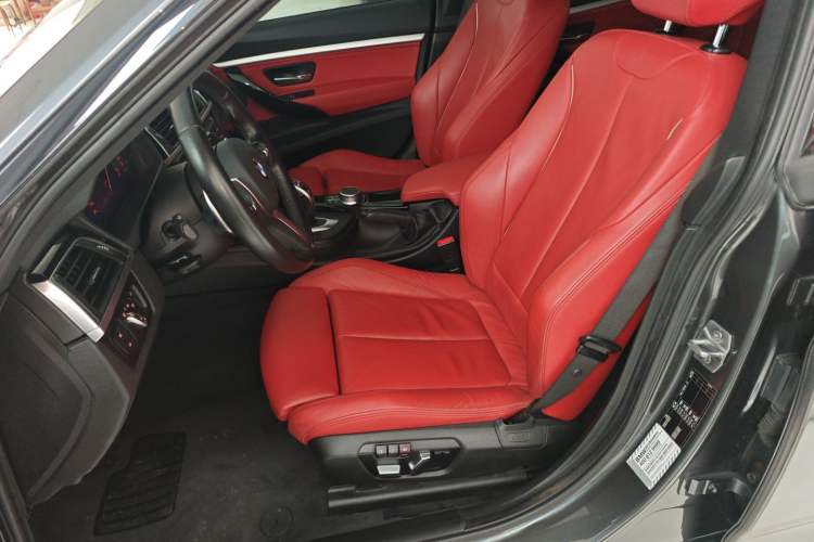 Used BMW 3 Series GT 2019 320i M Sport Night Edition
