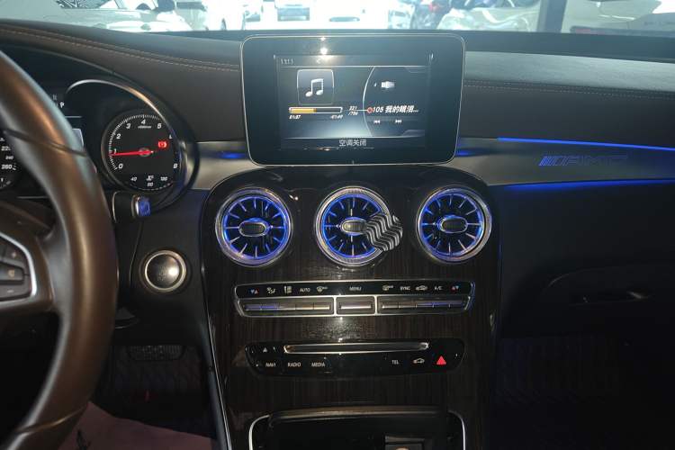 Used Mercedes-Benz GLC 2017 GLC 260 4MATIC Dynamic Edition