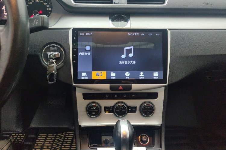 Used Volkswagen Magotan 2015 1.8TSI Advanced Model
