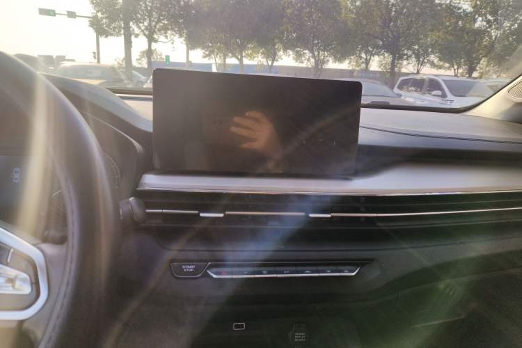 Used Geely Auto Vision X3 2021 PRO 1.5L CVT Deluxe Model
