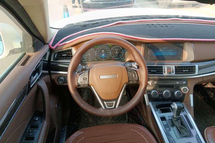 Used Haval H7 2017 Blue Label H7L 2.0T Automatic Prestige Model
