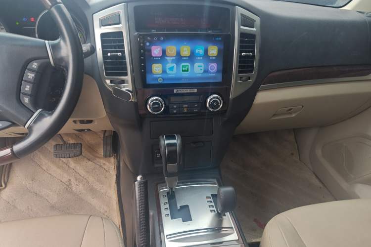 Used Mitsubishi Pajero (Parallel Import) 2019 V97 3.8L 5-Door GLS Middle East Edition
