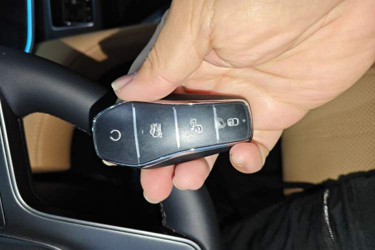 Used BYD Song L DM-i 2025 Intelligent Driving Version 160 km Beyond-Range Type