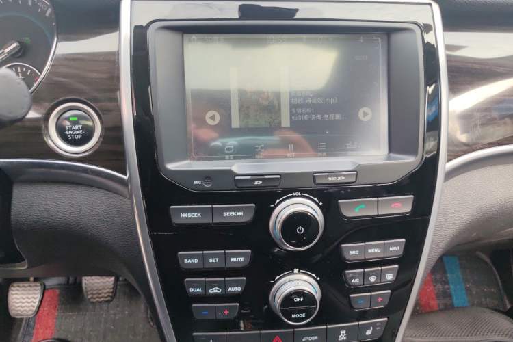 Used Haval H2 2016 Red-Label 1.5T Manual Two-Wheel Drive Luxury Model
