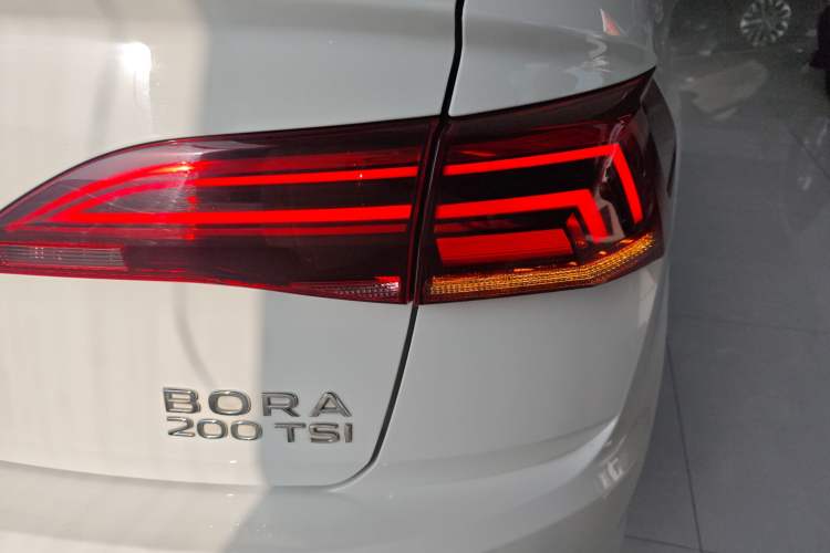 Used Volkswagen Bora 2021 200TSI DSG Elite Smart Connectivity Version
