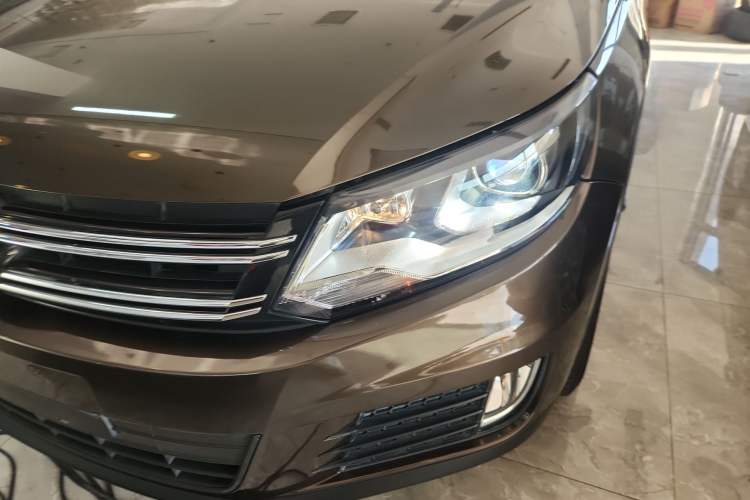 Used Volkswagen Tiguan L 2015 1.8TSI Automatic Two-Wheel Drive Trend Edition
