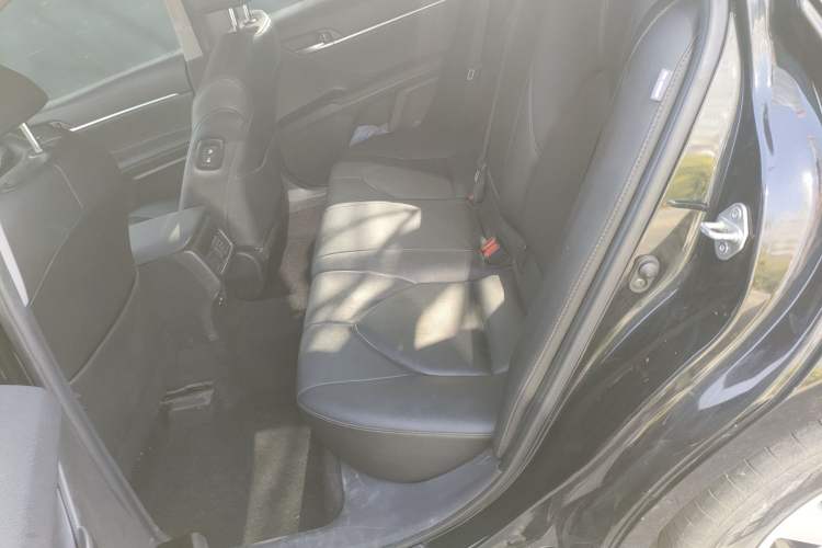 Used Toyota Camry 2021 2.0G Luxury Edition