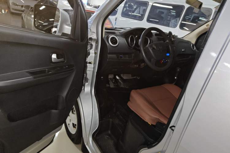 Used Chana Ruixing M60 2019 1.5L Standard Version China VI Emission Standard 5/6 Seats DAM15KR