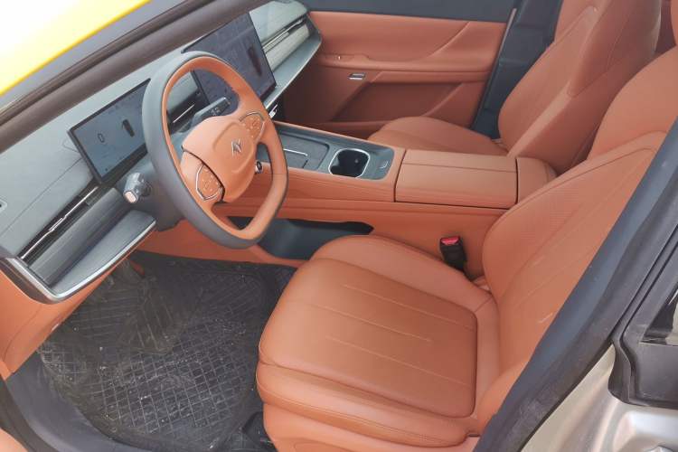 Used  eπ007 2025 Model Pure-Electric 565 All-Wheel-Drive Max Leading Edition