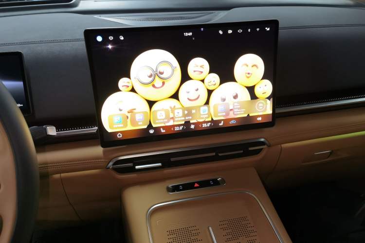 Used VOYAH Dream 2025 PHEV Four-Wheel-Drive Flagship Version – Qiankun Edition