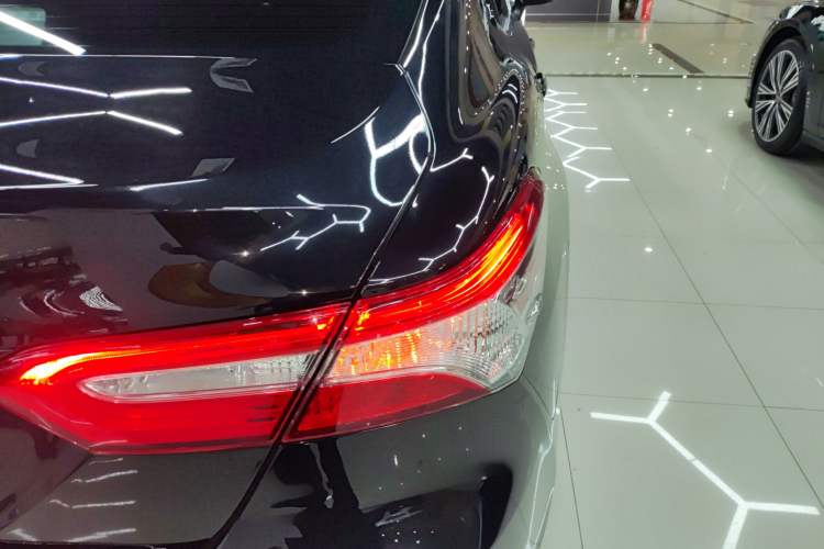 Used Toyota Camry 2022 2.0GVP Premier Edition
