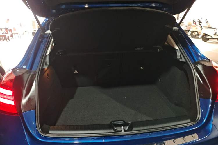 Used Mercedes-Benz GLA 2017 GLA 200 Fashion Model
