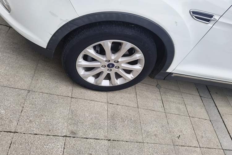 Used Ford Kuga 2015 1.5L GTDi Two-Wheel-Drive Comfort Model