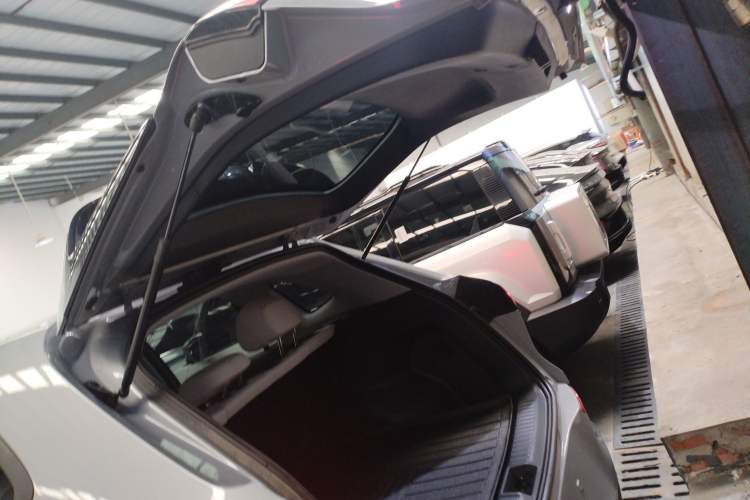 Used  E5 2024 440km Exploration Version
