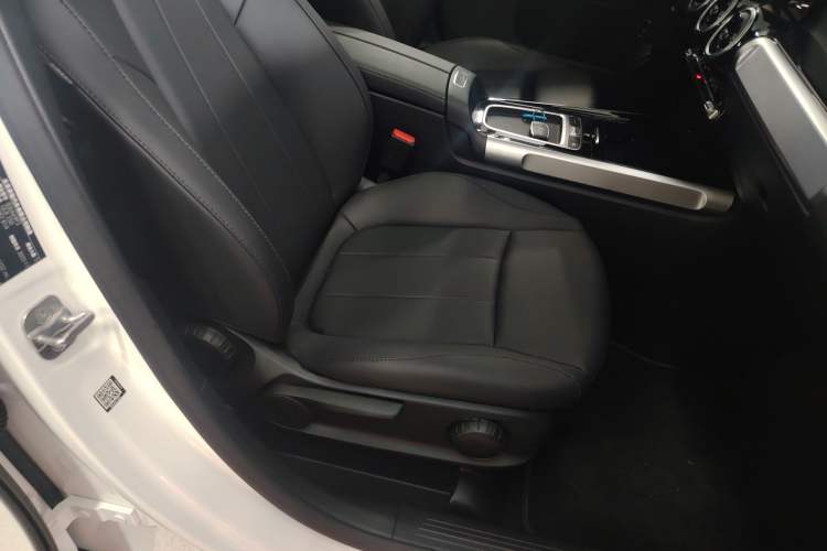 Used Mercedes-Benz GLB 2024 GLB 200 Dynamic Edition
