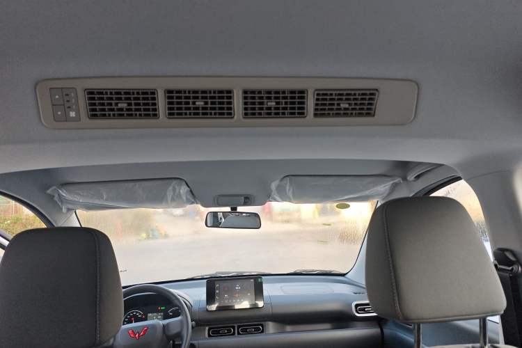 Used Wuling Hongguang New Energy 2024 All-Electric Model 300KM Standard Version
