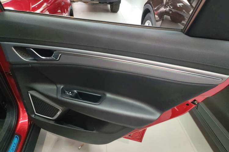 Used Geely Auto Emgrand GS 2018 Lingchao Edition 1.4T Automatic LingShang Smart Connectivity Model
