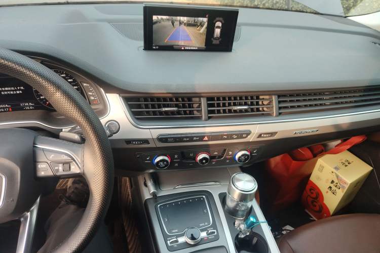 Used Audi Q7 2019 45 TFSI Comfort Model