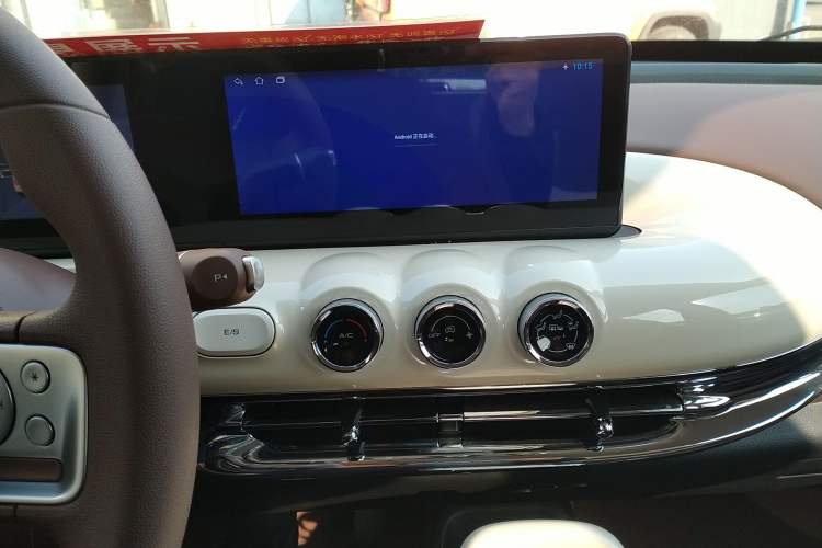 Used Wuling Bingo 2025 333 km Lingxi Connected Version
