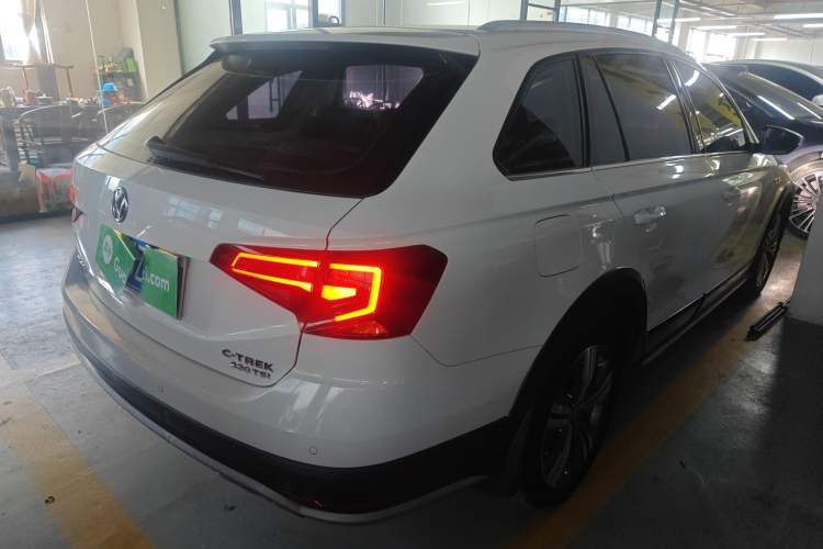 Used Volkswagen C-TREK 2018 230TSI DSG Comfort Model
