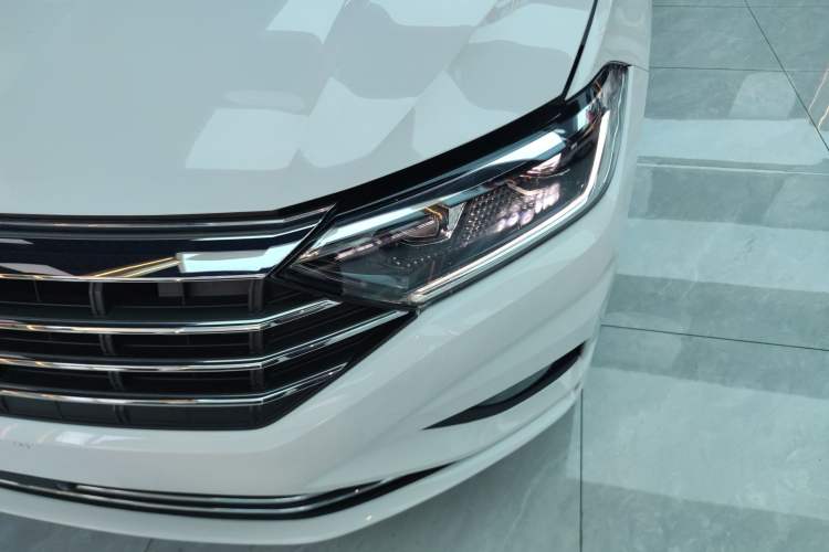 Used Volkswagen Sagitar 2022 280TSI DSG Flyover Edition