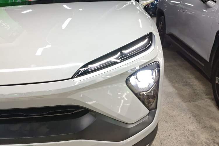 Used Nio EC6 2020 605 km Sport Edition
