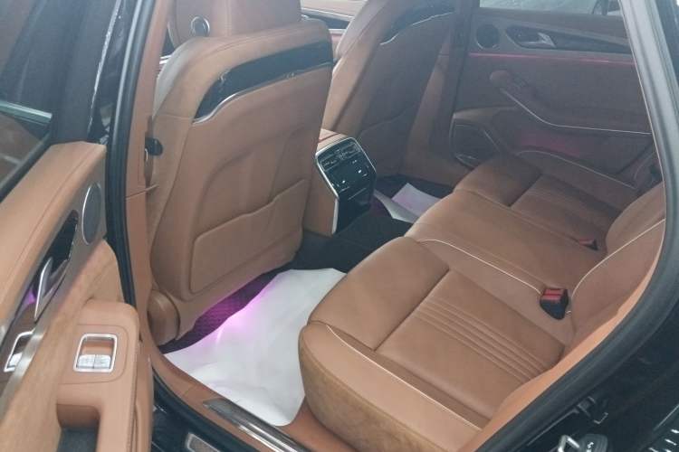 Used Hongqi H9 2020 2.0T Smart Connect Flagship Edition
