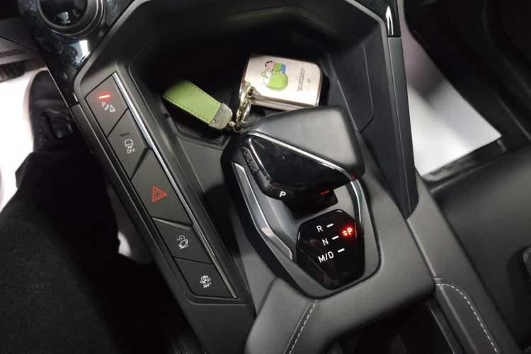 Used Lynk & Co 06 2020 1.5T JinPro model
